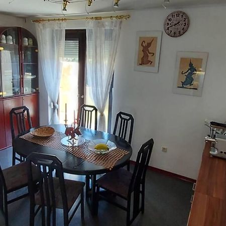 Quiet Apartment Close To Town Villach Exteriör bild